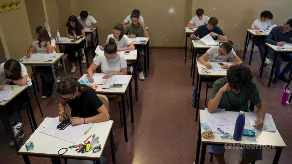 Maturità: la seconda prova spiazza gli studenti