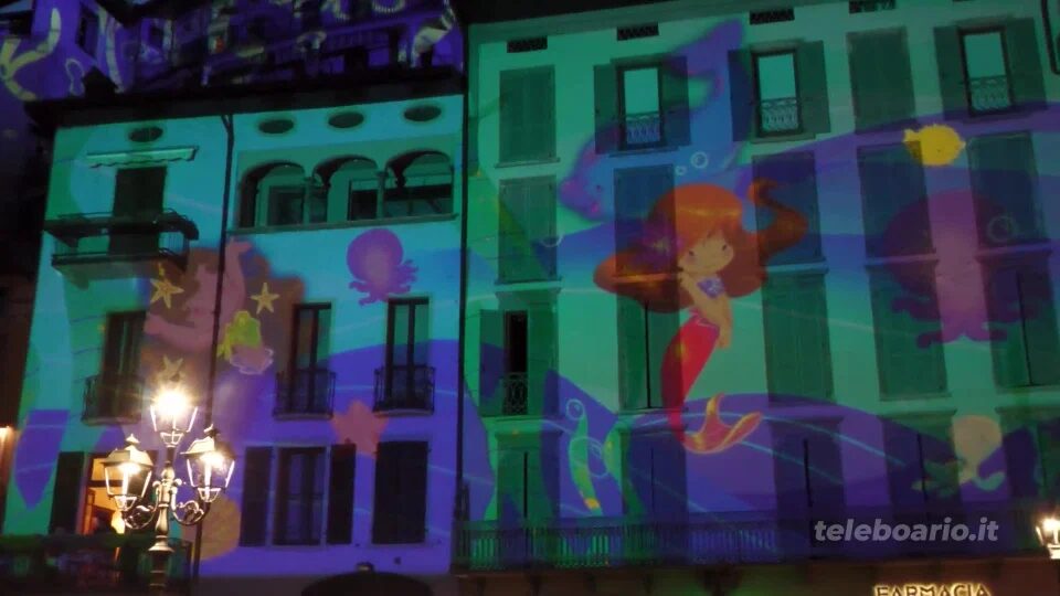 La notte romantica accende il Borgo della luce a Lovere