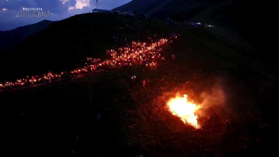 53° Fiaccolata di San Fermo, edizione da record
