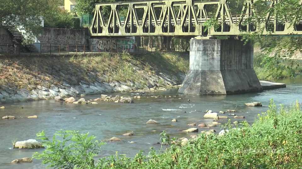 Fiumi e lago vuoti, dimezzato il deflusso di acqua alla diga di Sarnico