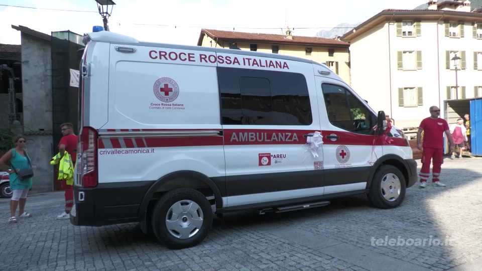 Inaugurata la nuova autoambulanza della Croce Rossa Italiana