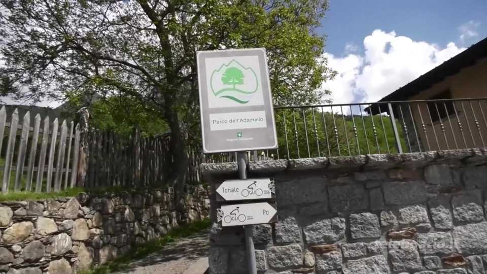 Parco Adamello: 300 mila euro per le aree attrezzate con tavoli e barbecue