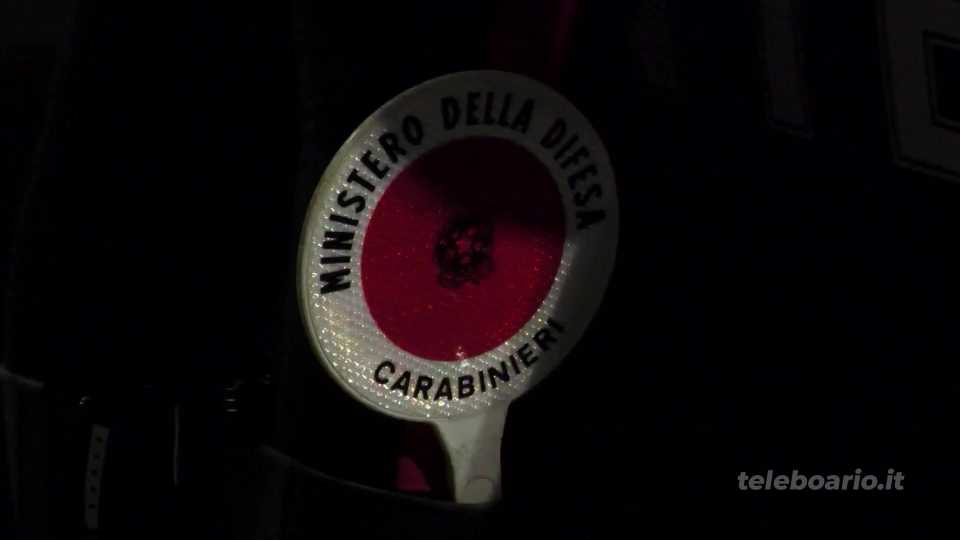 Sassi contro la casa della ex compagna e i Carabinieri: arrestato 33enne