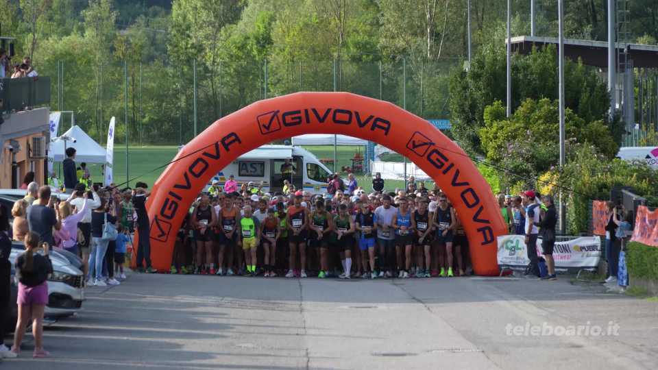 Angilella e Bottarelli vincono la 10 miglia del Castello