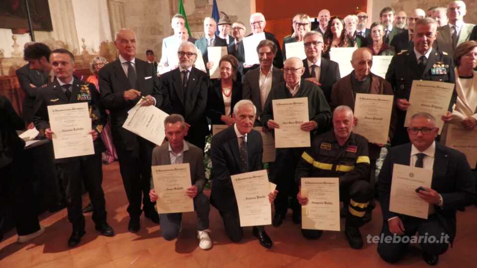 Brescia: consegnate le benemerenze al merito della Repubblica