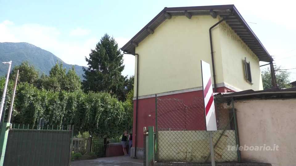 Avis Darfo: il trasloco nel casello ferroviario si allontana